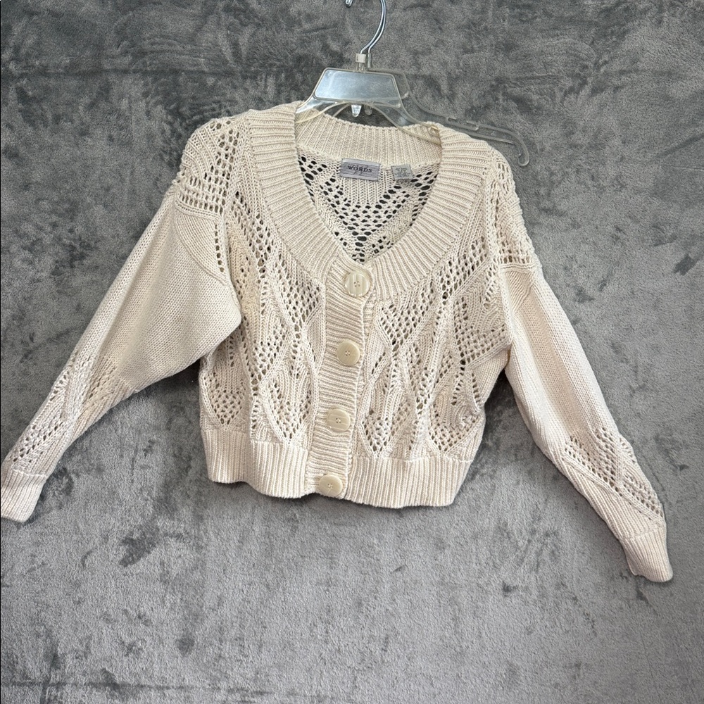 Words Lg vintage ivory cable knit cropped sweater